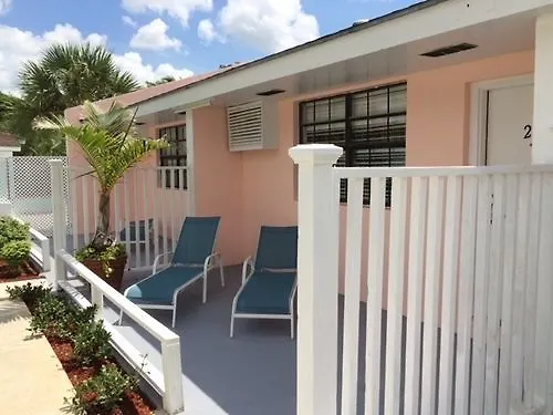 *** Hotel Colony Club Inn & Suites Nassau Bahamas