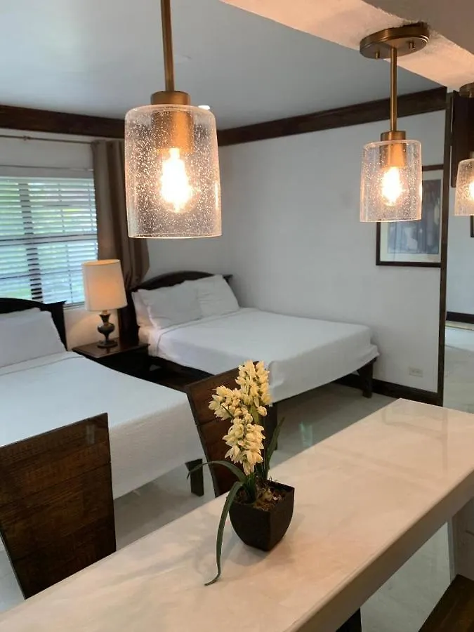 호텔 Colony Club Inn & Suites 나사우