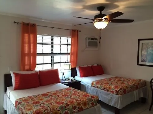 호텔 Colony Club Inn & Suites 나사우